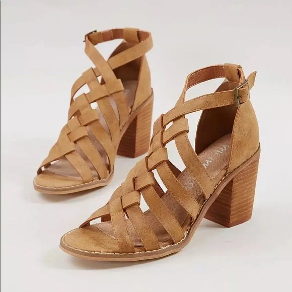 Mi.iM noelle strappy heeled sandal - Picture 2 of 11